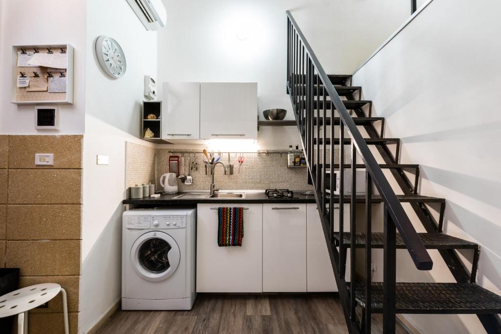 Central Station Loft room 5